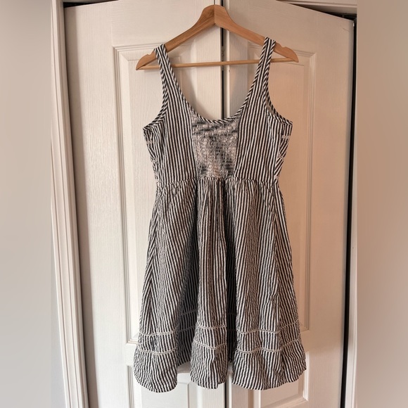Old Navy | Striped Dress - Picture 3 of 9